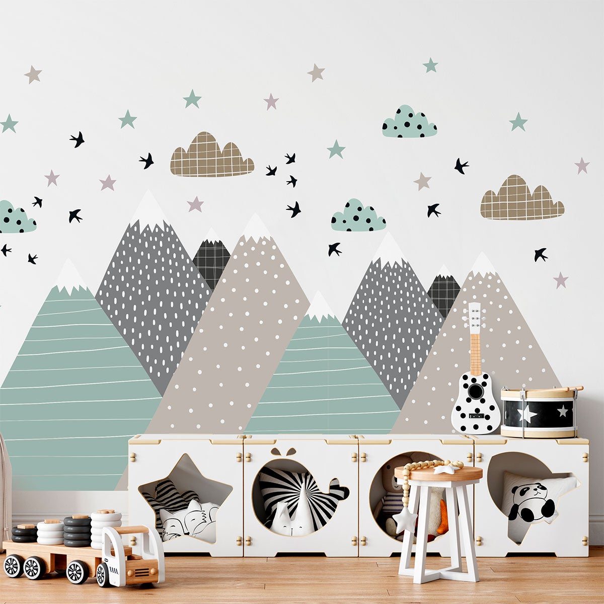 Vinilo niño escandinavo de montaña sarka - adhesivo de pared - revestimiento sticker mural decorativo - 120x180cm - 3