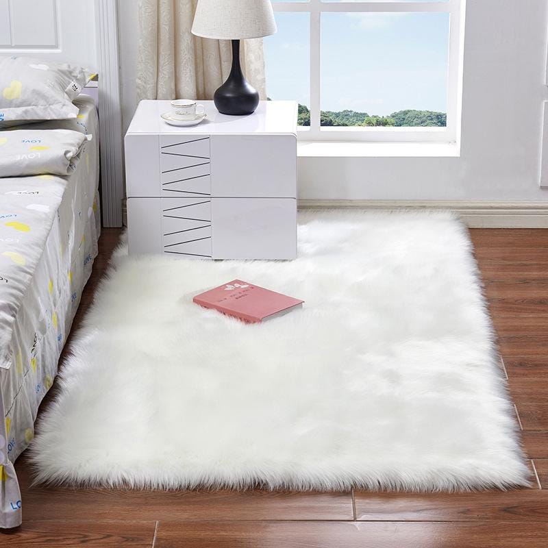 Tappeto 60x90 cm Soffice e morbida pelliccia sintetica per soggiorno, tappetino per sedia in peluche per camera da letto (Bianco) | Leroy Merlin Tappeto 60x90 cm Soffice e morbida pelliccia sintetica per soggiorno, tappetino per sedia in peluche per camera da letto (Bianco) | Leroy Merlin