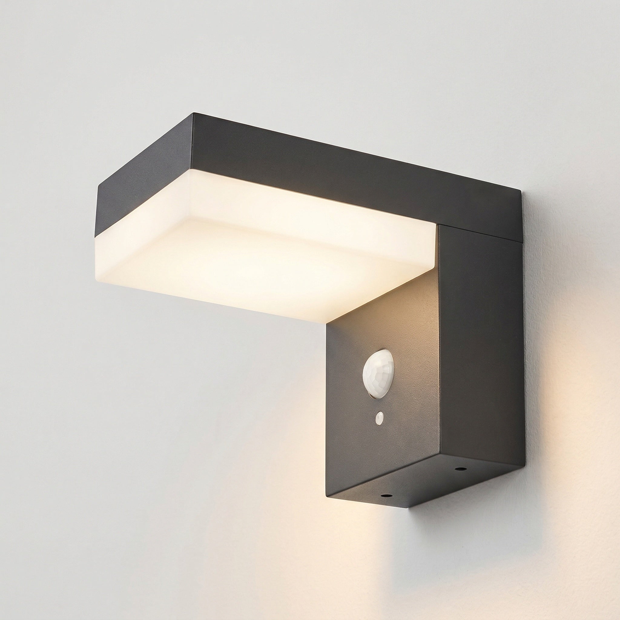 Kinkiet solarny z czujnikiem ruchu Zrebar LED 6W Neutralna biel 450lm czarno-biały wym:12,5x9,5x16,5cm IP44 Rabalux