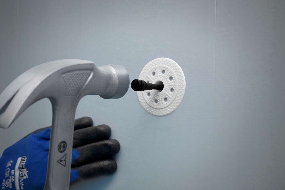 Cheville de fixation pour panneaux isolants avec clou en polyamide Homologué ETE Ø10 x 90 (boîte de 200 unités.) - 5