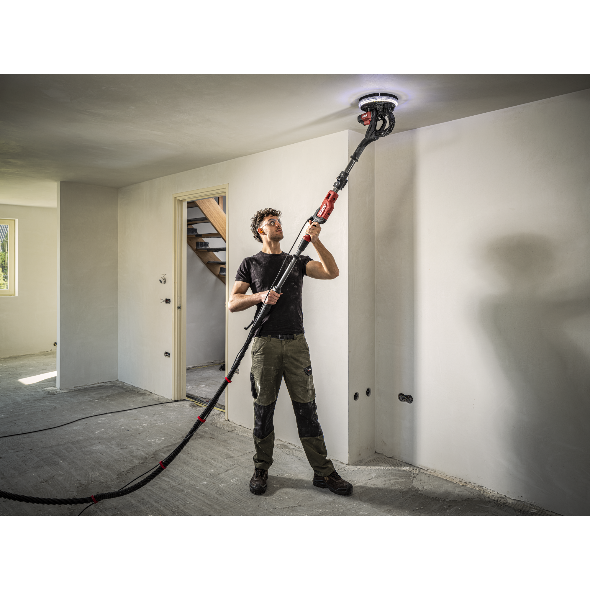 Ponceuse télescopique à plâtre SKIL 7521 DA, 750 W, Ø 225 mm, LED 360°, manche extensible 1,8 m - 3