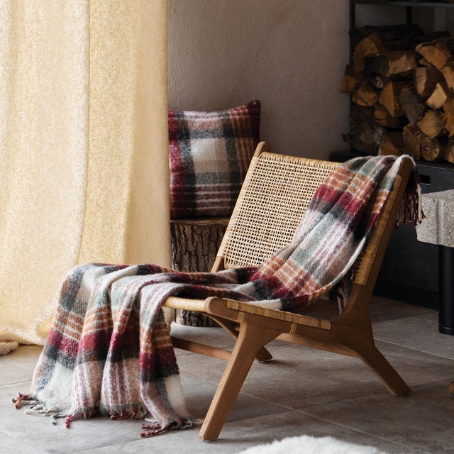 Plaid tartan Ecossais - Effet mohair - Bordeaux - 127x152 cm - Polyester