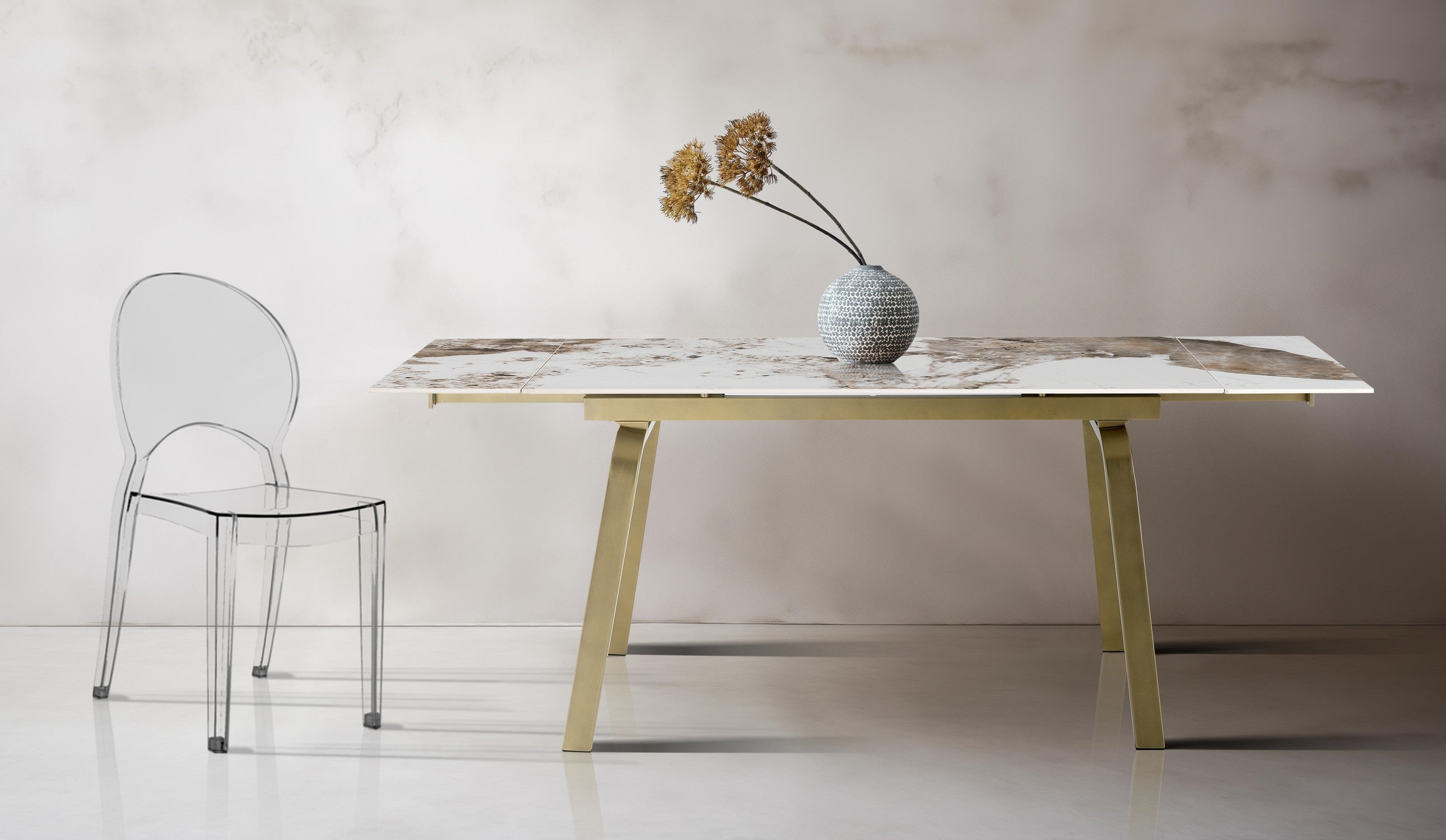 Rozkładany stół TRUST ONICE GOLD z marmuru ceramicznego i metalu w kolorze złotym 140/200x81,5x76,5 cm jadalniany - 6