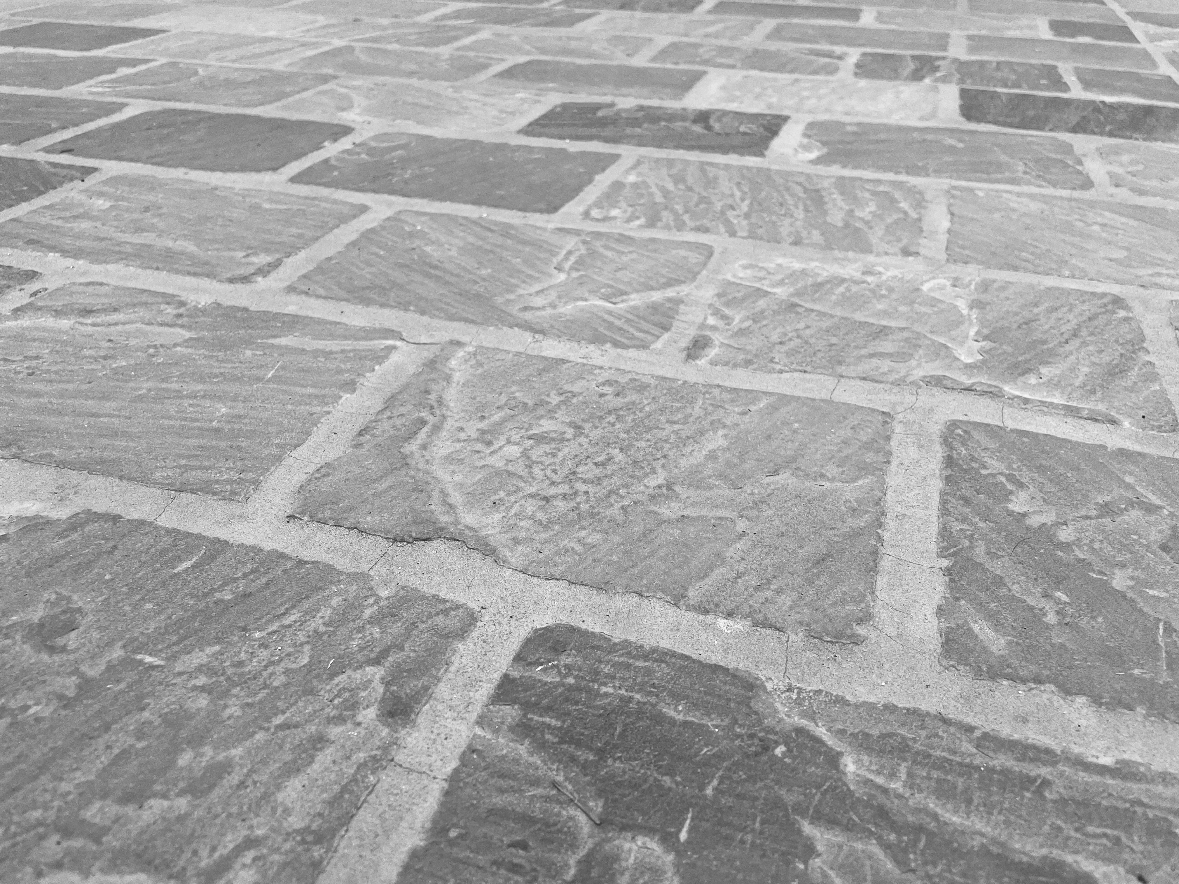 Pavé Kandla Grès gris, 14X14X3/5cm vend en palette complète (16M2) soit 39,5€/m2, LIVRAISON PREMIUM CHARIOT EMBARQUÉ - 2