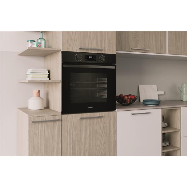 Four intégrable multifonction 71l 60cm catalyse noir - Indesit IO5280CB - 5