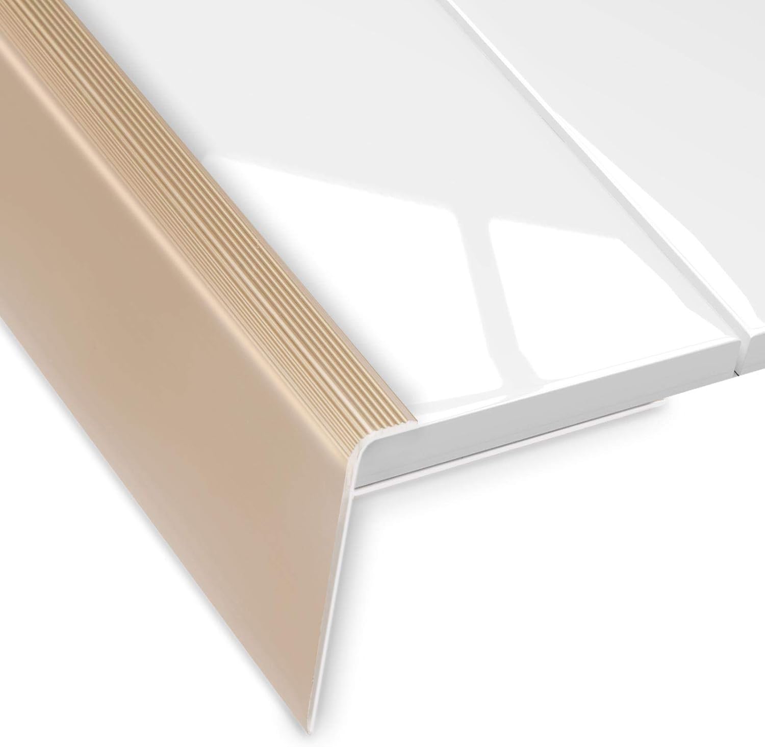 Profil d'angle d'escalier perforé Nez de marche aluminium anodisé Profil d'arête d'escalier, Or, Longueur = 134 cm, 1 Pièce - 2
