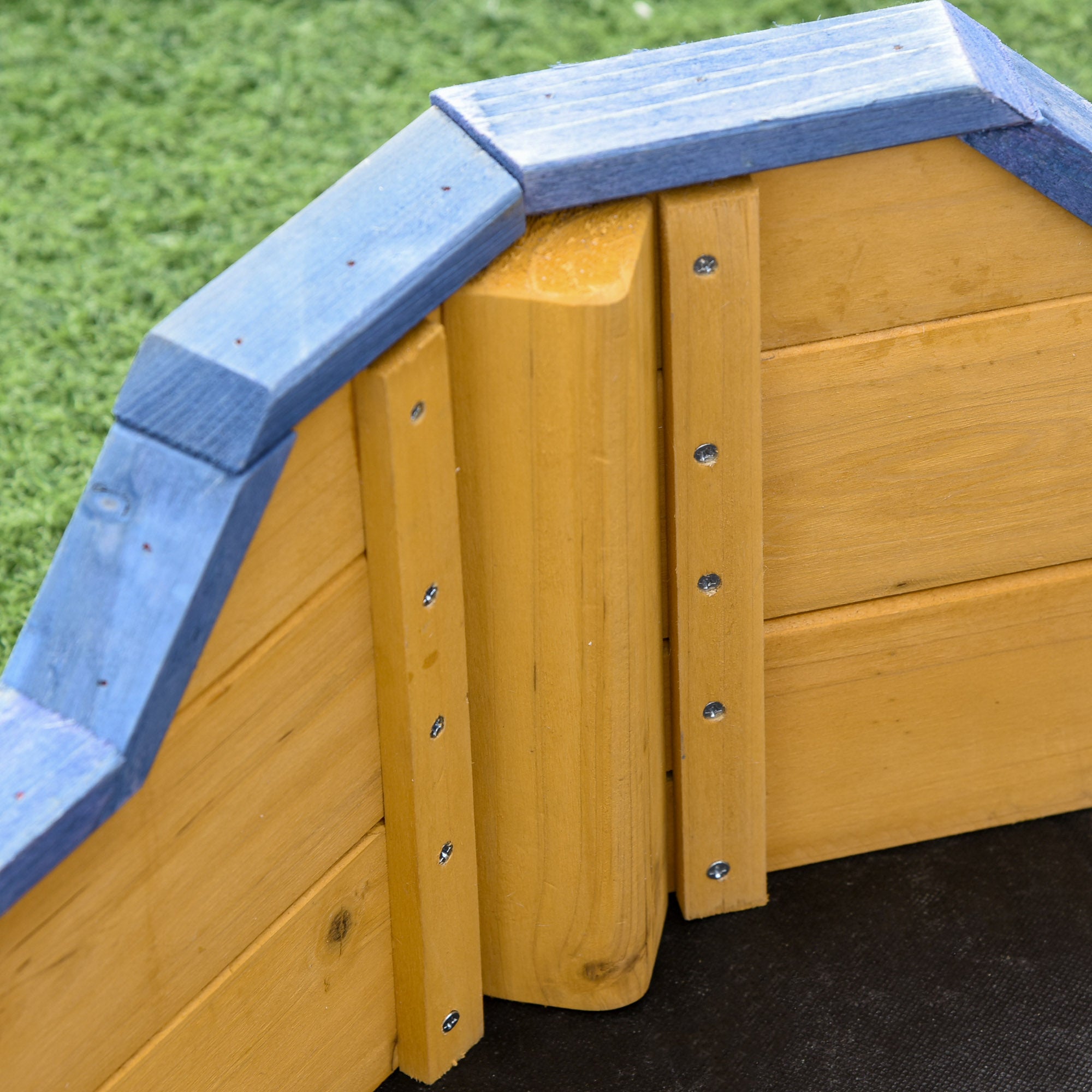 Caixa de Areia Infantil Outsunny Madeira Natural Madeira de Abeto e PP 158x78x45.5cm - 5