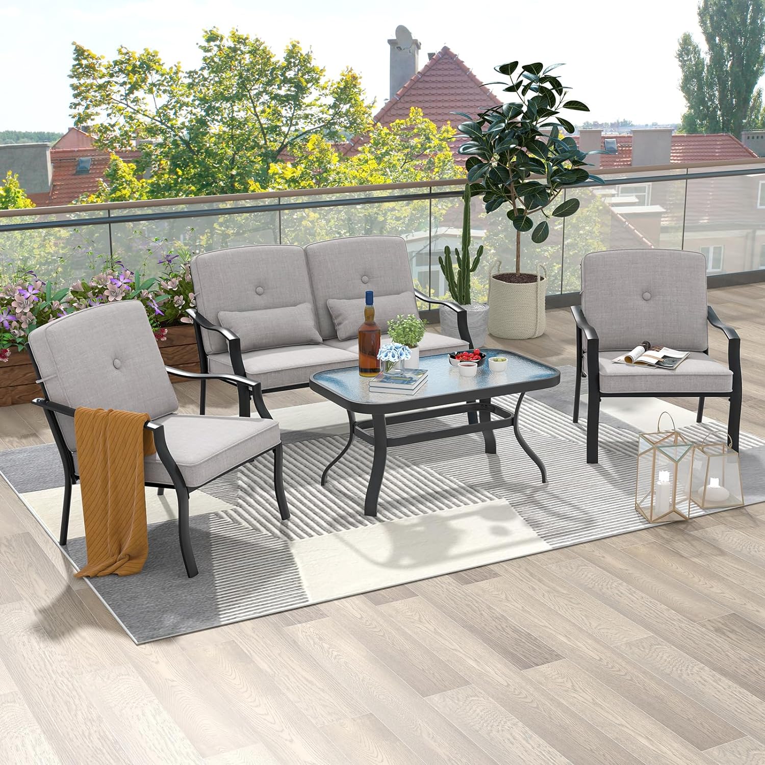 Zestaw Ogrodowy 4-Częściowy z Metalu – 1 Sofa/2 Krzesła/Stolik z Hartowanego Szkła – z Poduszkami – Meble Ogrodowe na Patio
