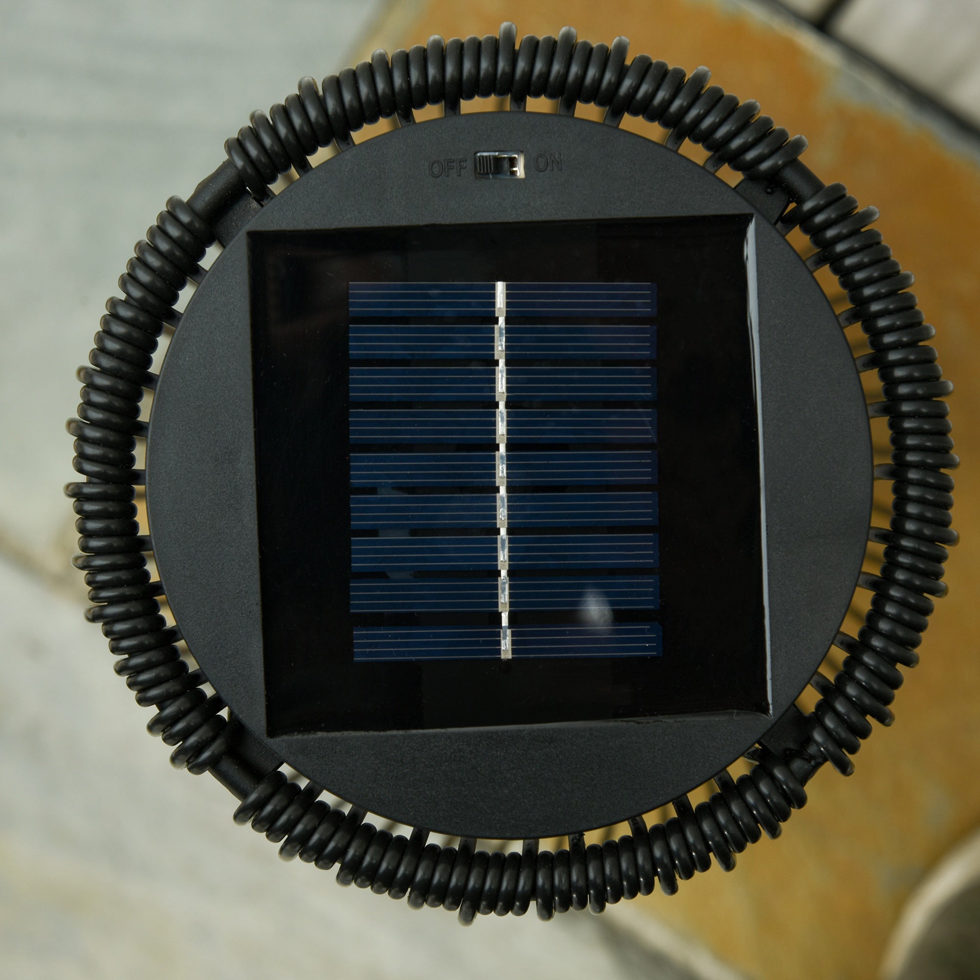 Lâmpada de Pé em Vime com Energia Solar Outsunny 21,5x21,5x61 cm Preto - 5