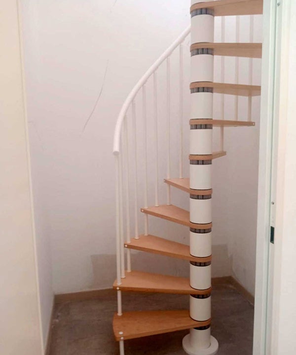 Cora - Escalier en colimaçon - Ø 138 cm - 13 Marches - 4
