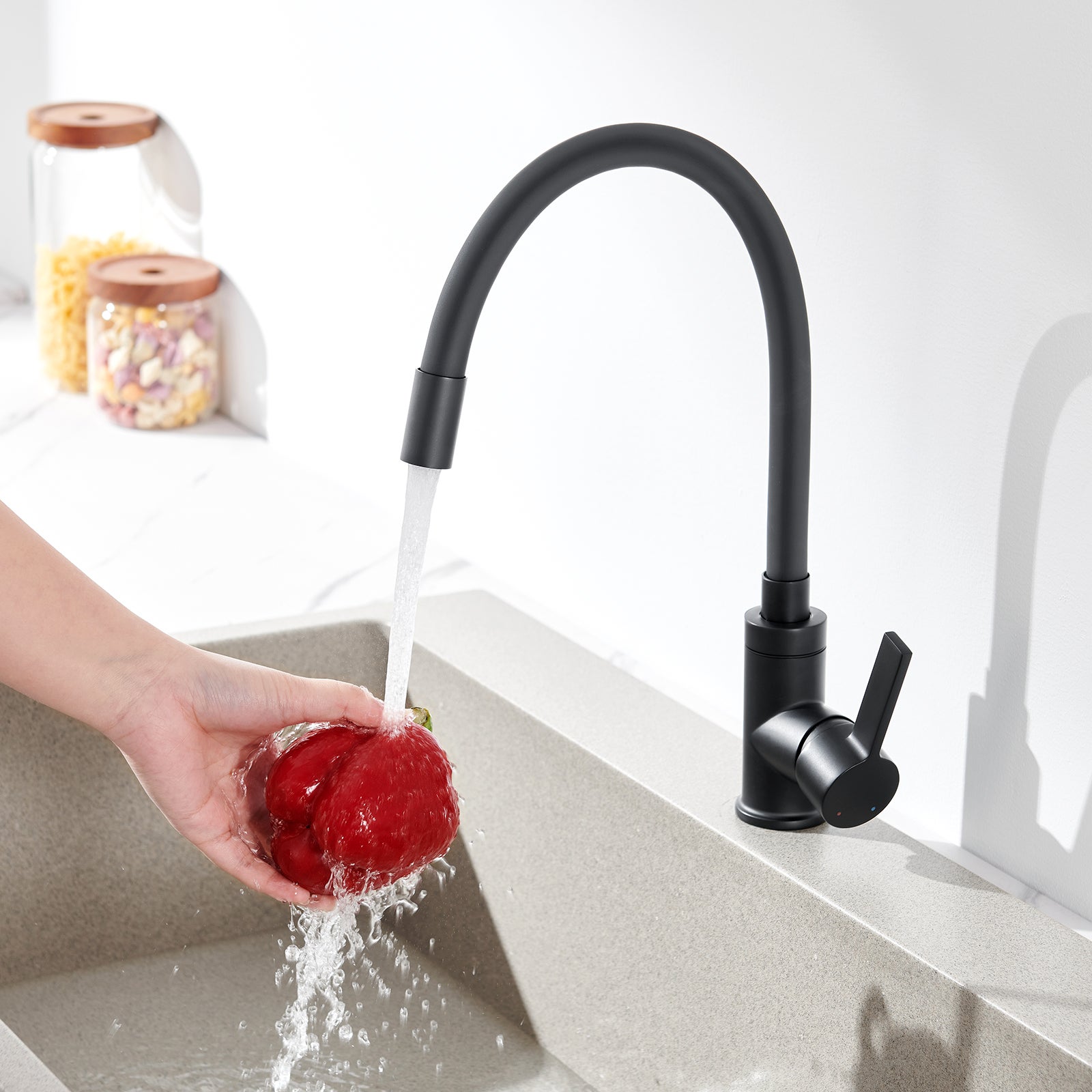 Auralum Max Grifo de cocina flexible negro, mezclador de cocina giratorio 360°, grifo de cocina de agua fría y caliente - 4