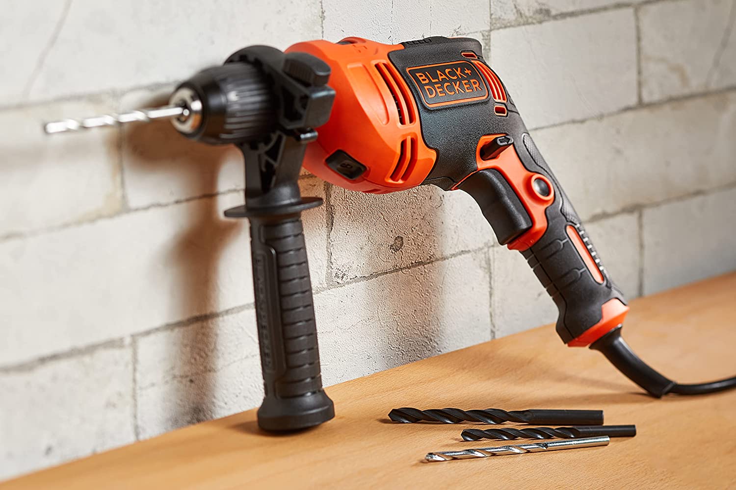 Perceuse à percussion 710W en coffret BLACK+DECKER BEH710K | Leroy Merlin