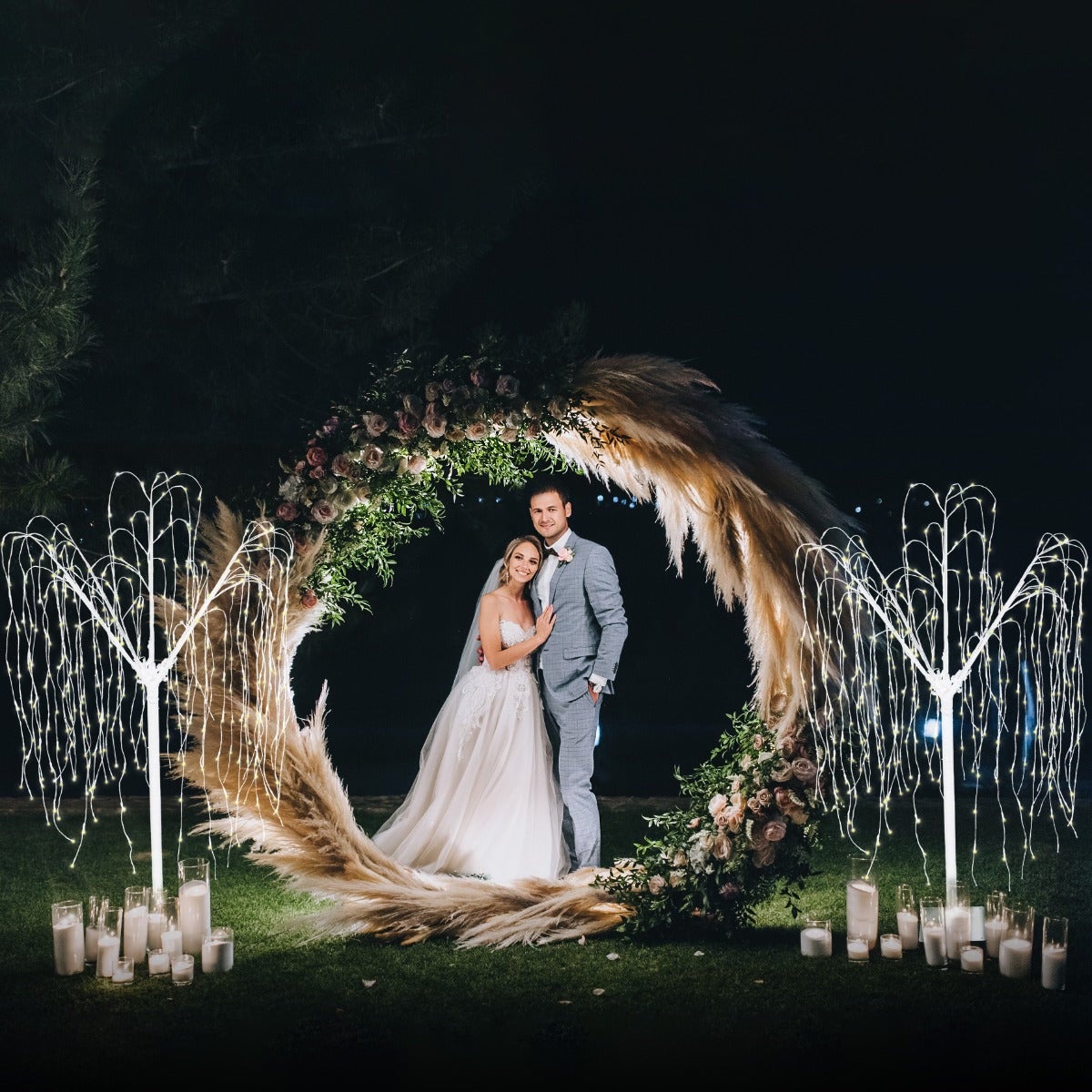 Arco de boda plateado 2m y 2 x sauce llorón blanco 180cm árbol iluminado luces led blancas cálidas cenador fondo