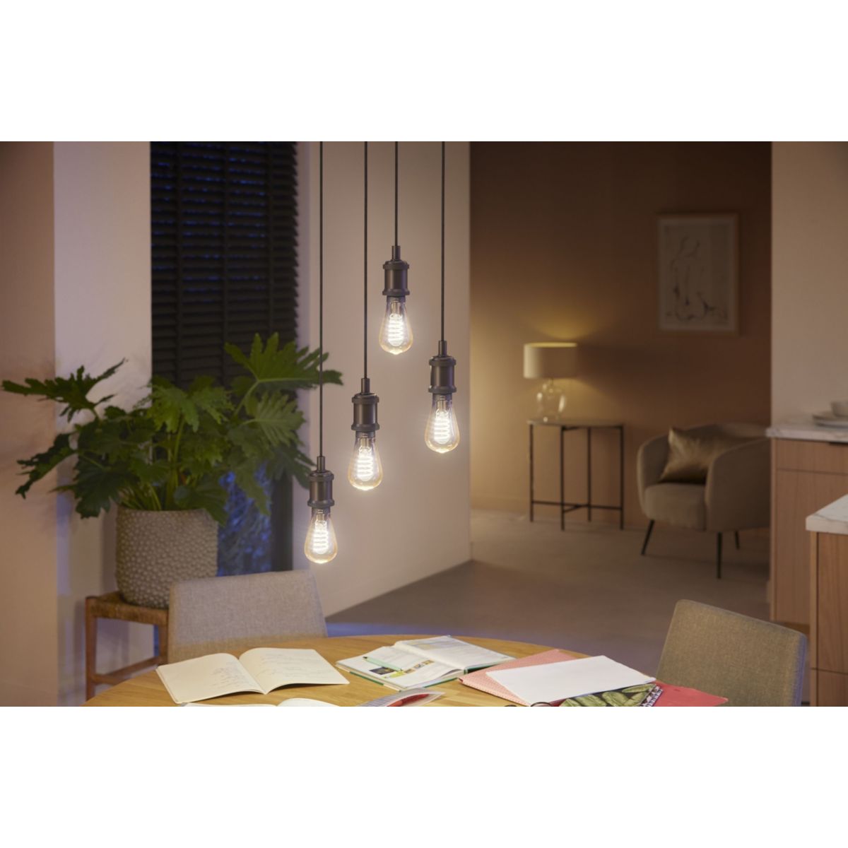 Philips Hue White Ambiance, lampadina LED connessa con filamento E27 ST64, compatibile Bluetooth, funziona con Alexa, Google e HomeKit - 3