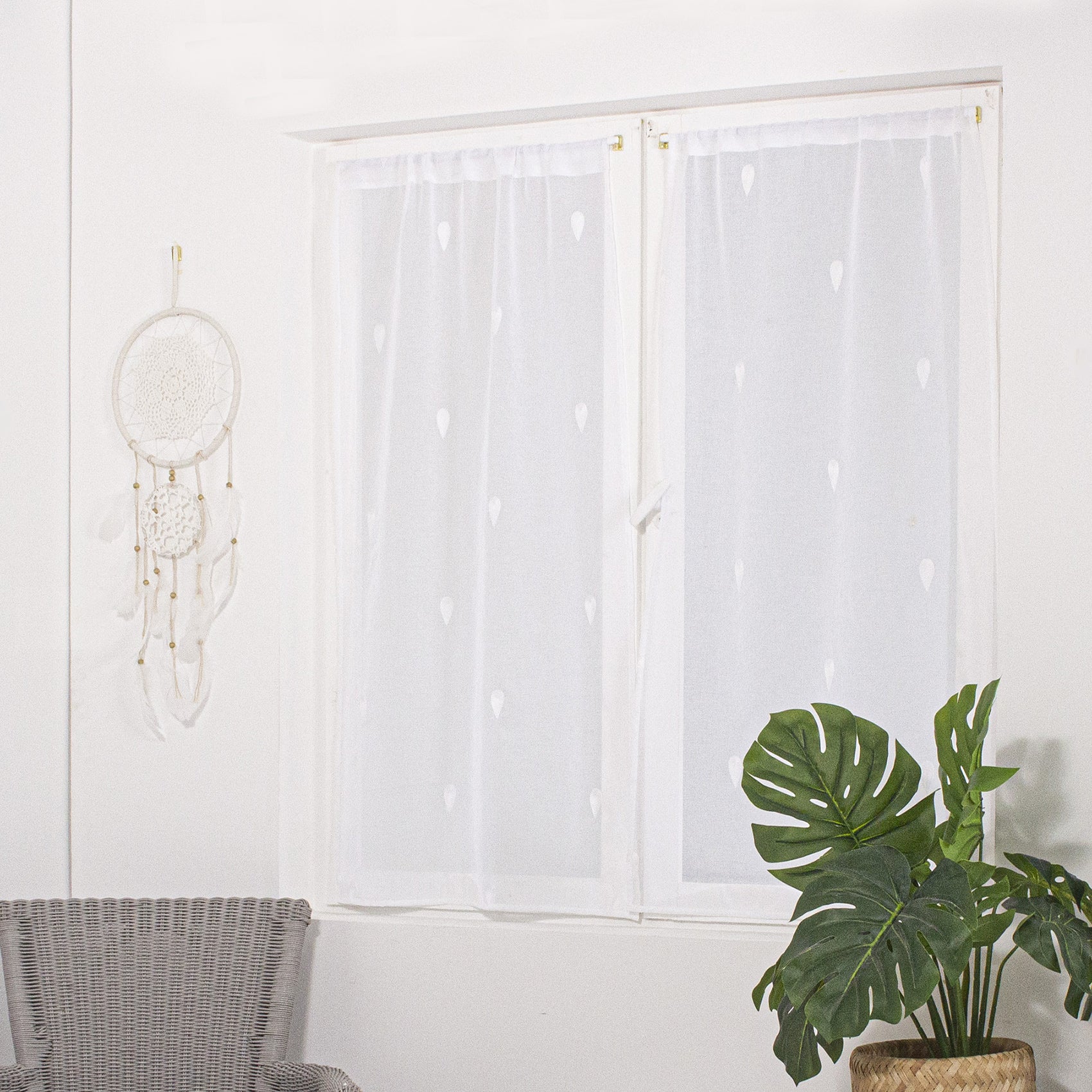 Paire De Petits Voilages Avec Top à Volant Brodé Polyester Blanc Maisons Du Mond