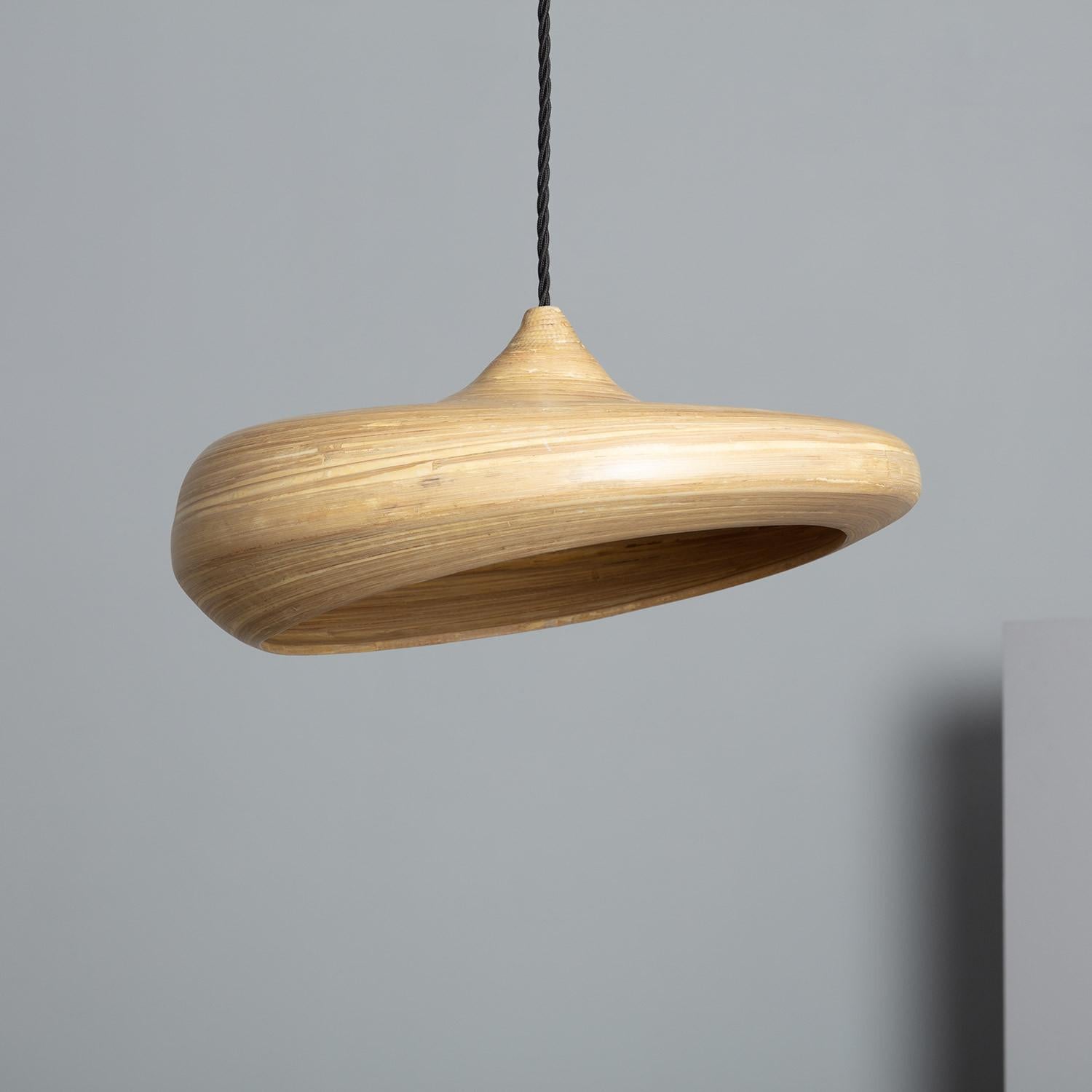 LEDKIA LIGHTING - Lampada a Sospensione Baudelaire | Design Elegante in Metallo e Vetro | Compatibile con Lampadina E14 | Uso Interno | Paralume Regolabile, Rosa, Vetro