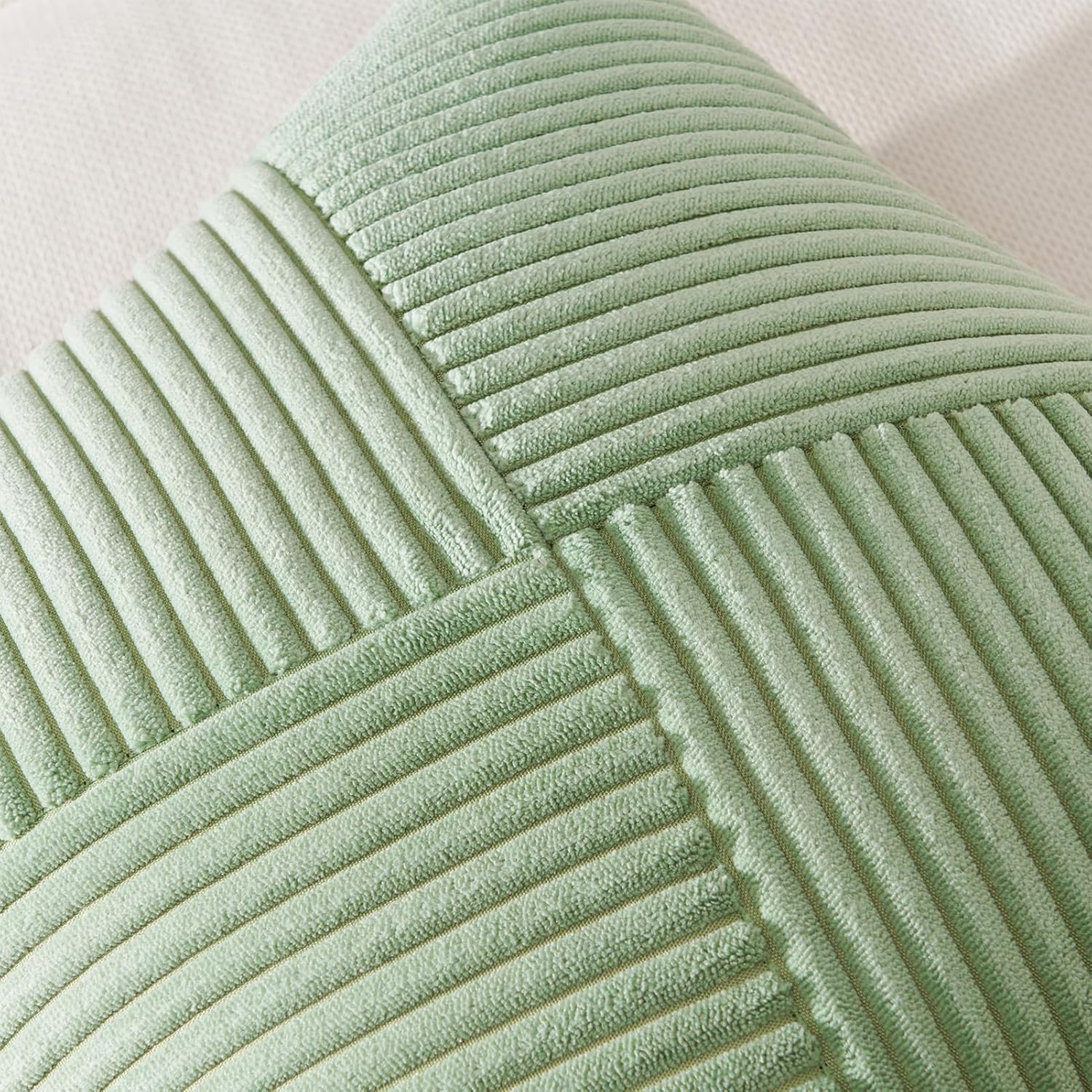 Lot de 2 Housse Coussin Canape 40x40 Vert Sauge en Velours Côtelé Super Doux,Housse Coussin Decoratif Canape Motif à Rayures Patchwork Decoration Mais - 2