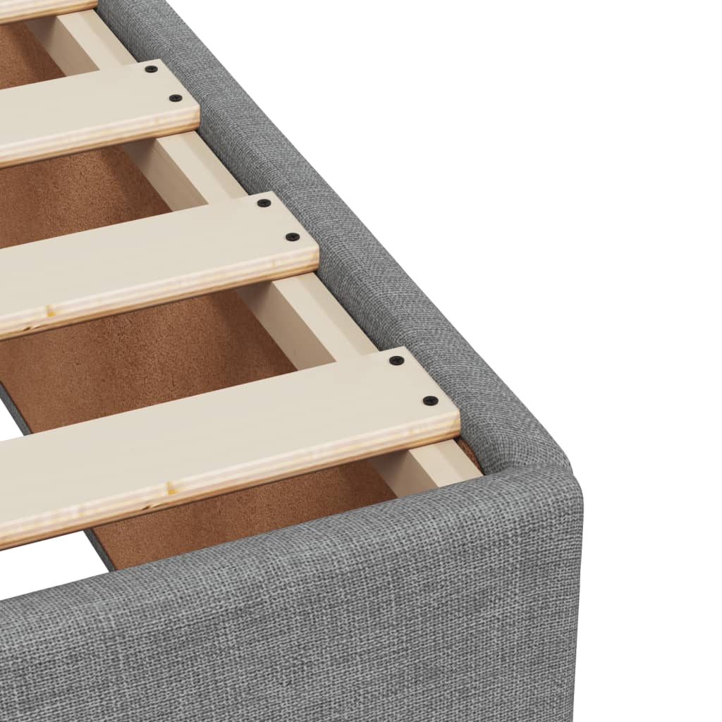 Cadre de lit sans matelas gris clair 180 x 200 cm en tissu - 7