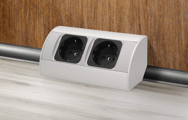 ORNO AE-1303/G(GS) Presa Angolare 2x Shuko 3680W Montaggio a 45° Su Superficie Per Cucina Ufficio e Piano Di Lavoro | Leroy Merlin ORNO AE-1303/G(GS) Presa Angolare 2x Shuko 3680W Montaggio a 45° Su Superficie Per Cucina Ufficio e Piano Di Lavoro | Leroy Merlin