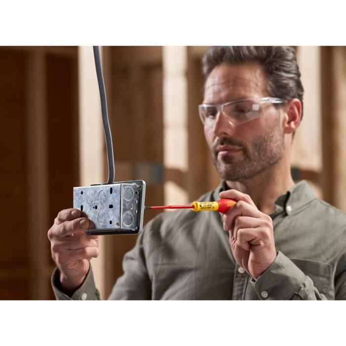 Jeu de 5 tournevis SLIM isolés 1000V electricien STANLEY XTHT0-62692 + testeur - 4