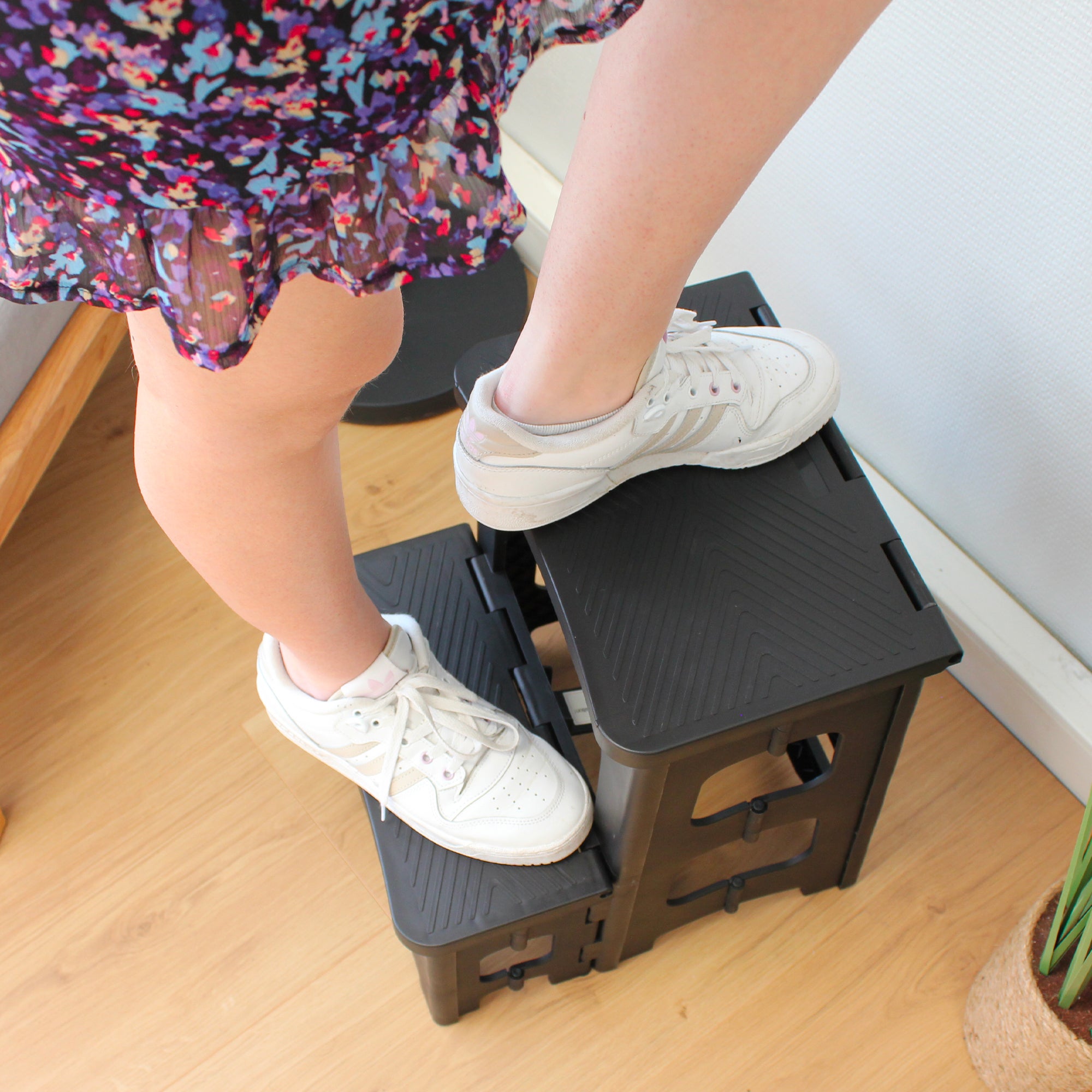 Escabeau 2 Marches Pour Tout-Petit – Tabouret Antidérapant Salle De Bain Et Cuisine, Aide Autonomie Bébé Dès 1 An