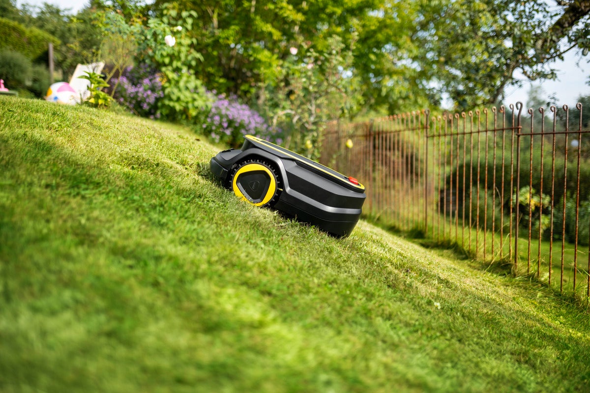 Robot tondeuse KARCHER RCX 4 sans fil périphérique, 1500 m², 4 roues motrices, GPS, RTK, caméra IA - 4