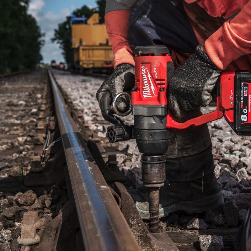 Boulonneuse à chocs MILWAUKEE M18 FUEL ONEFHIWF1-802X - 2 batteries 18V 8Ah - chargeur 4933459733 - 5