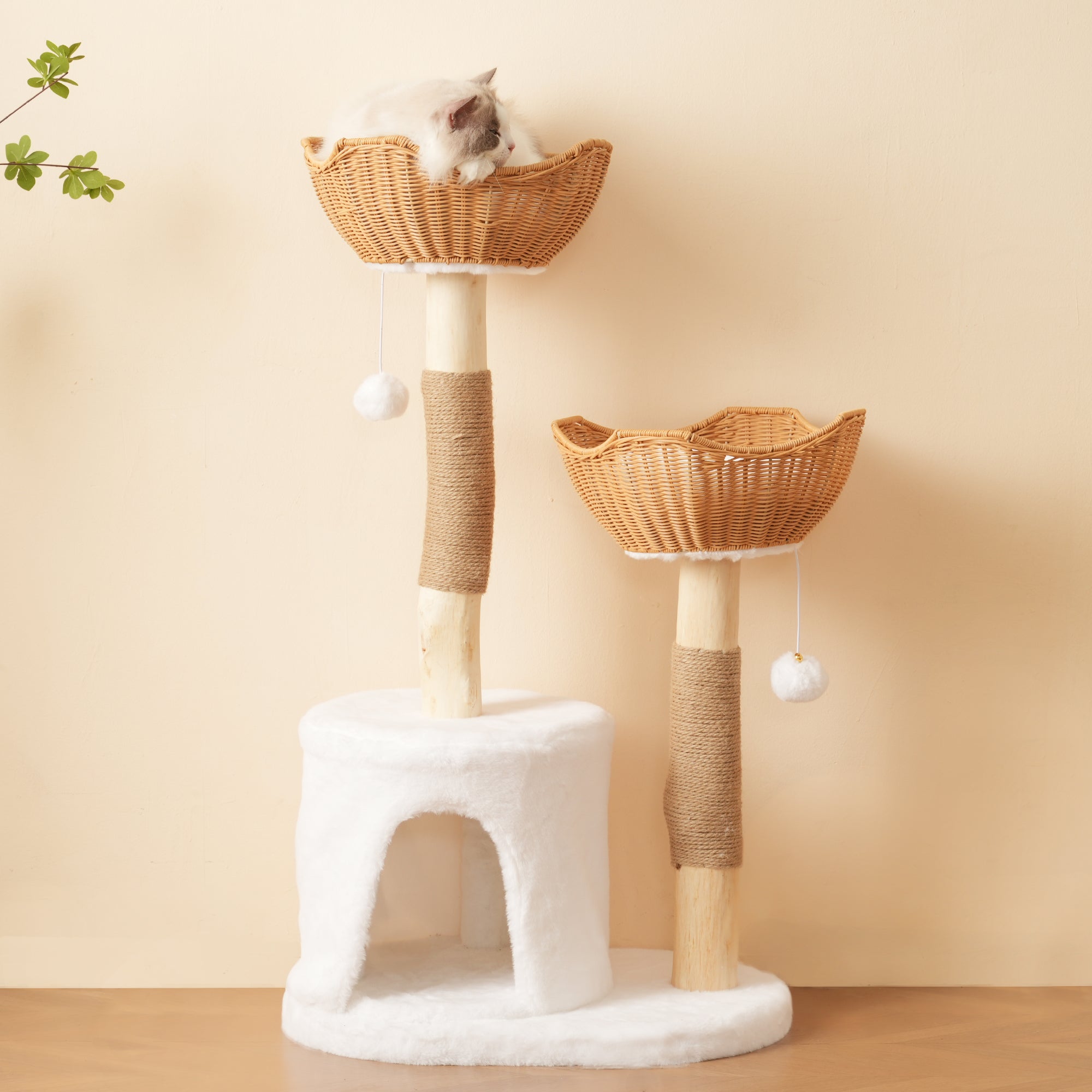 Arbre à chat avec 2 paniers et 1 niche - 60 x 42 x 108 cm - Bois massif et panier en PE - Naturel et blanc - 2