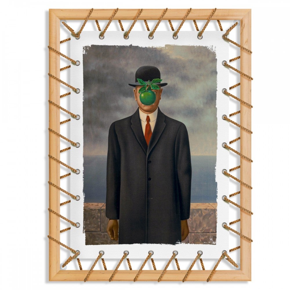 MAGRITTE SYN CZŁOWIEKA – wydruk na płótnie, naciągnięty na drewnianą ramę i lina konopna. Rozmiar: 70x95 cm