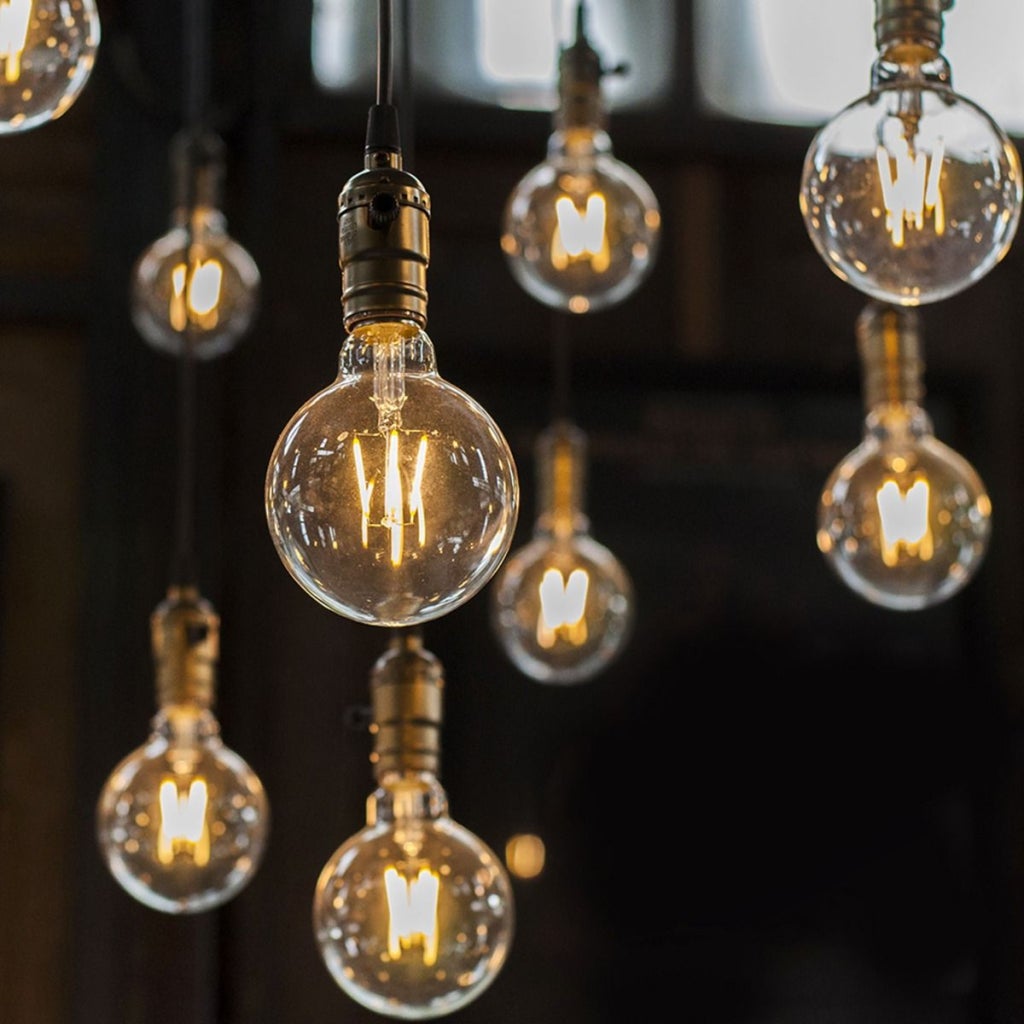 Lâmpada LED E27 6W G125 Filamento à‚mbar 2200K - 2