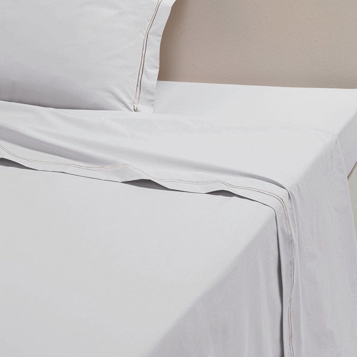Drap plat, percale pur coton, Palace - Blanc/bourdon gris clair - 240 x ...
