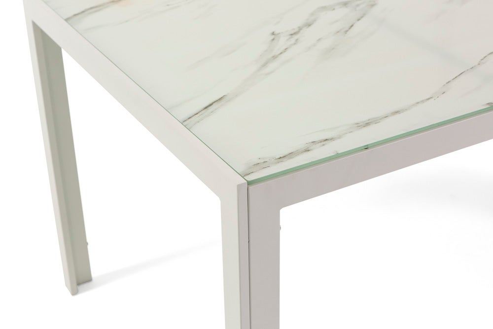 Mesa rectangular 150x90 cm fija con estructura de aluminio y tablero de vidrio decorado Milo para interior/exterior mármol blanco/blanco - 6