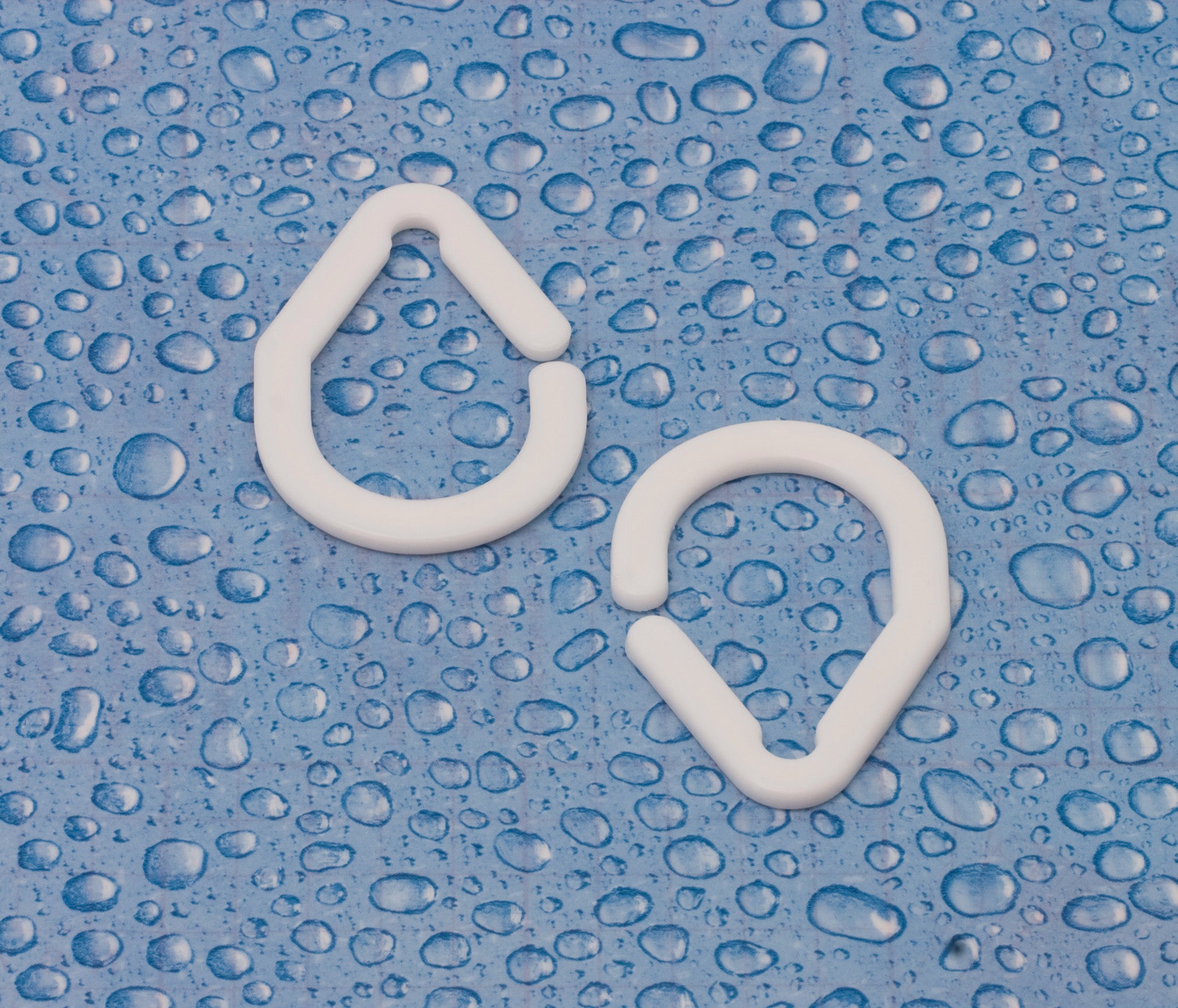 12 Anneaux Rideau Douche JOY STORE - Plastique Blanc Forme En C, Facile à Installer