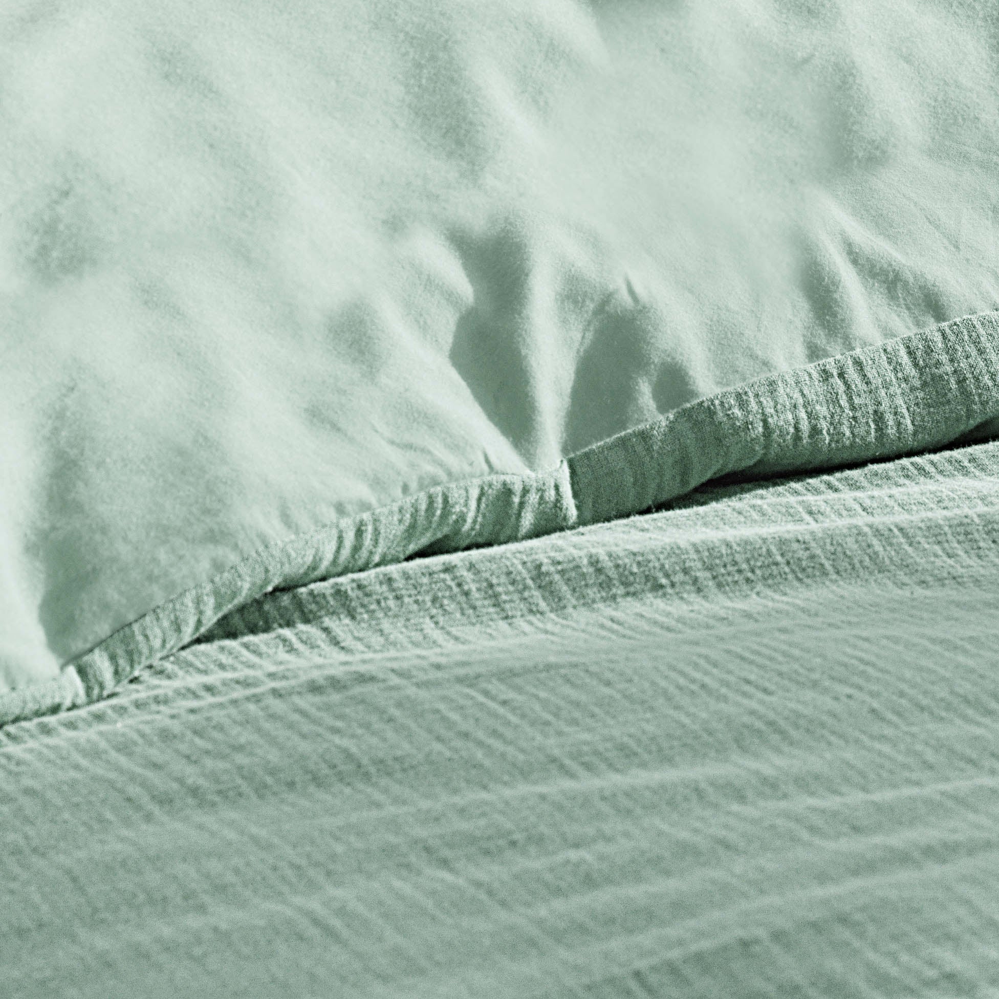 Parure de lit 260 x 240 cm – Gaze de Coton / Coton 57 fils – Angelia Sauge + 2 taies - 2