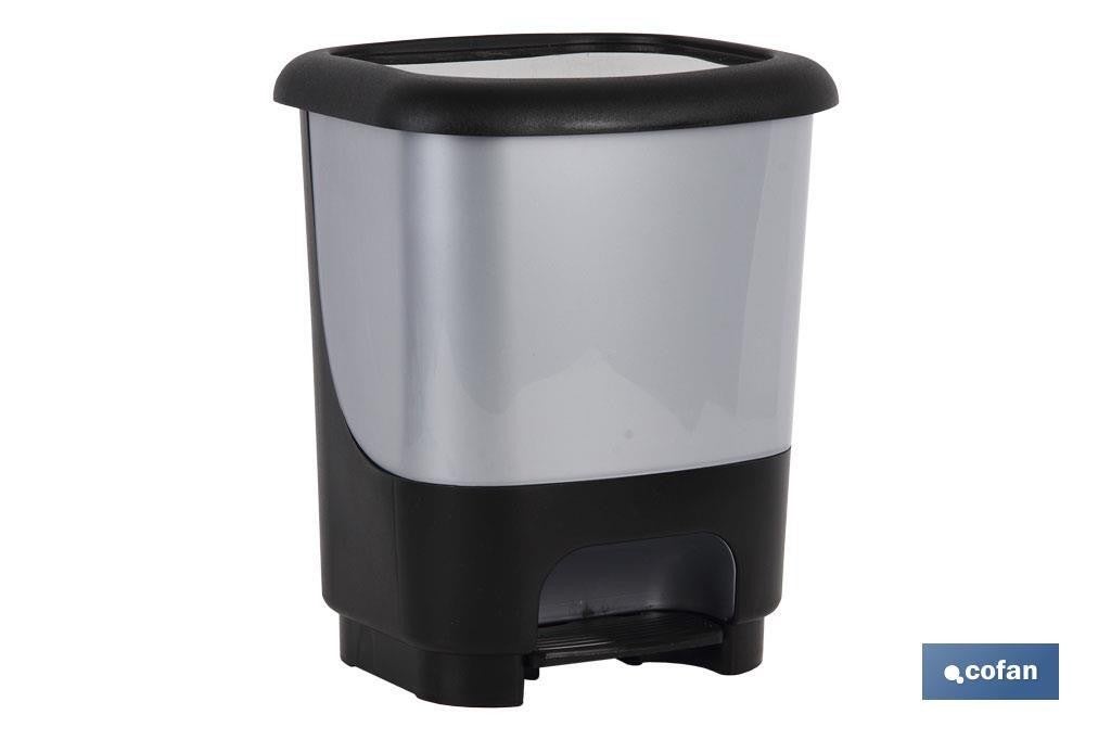 CUBO PEDAL CLASS GRIS 10 L | Leroy Merlin