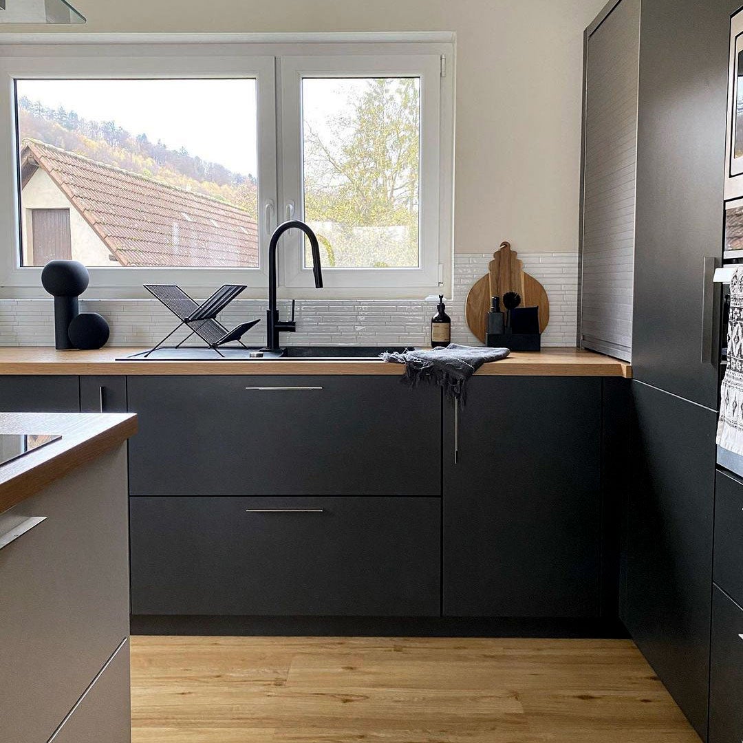 Bateria kuchenna z wyciąganą wylewką czarna ESSEBAGNO Foga - 8