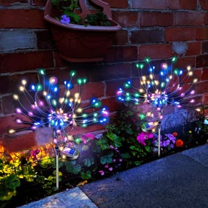 Set di 2 luci solari da esterno stile lucciola, impermeabili, con 6 LED, ideali per decorare giardino, patio e vialetto. | Leroy Merlin