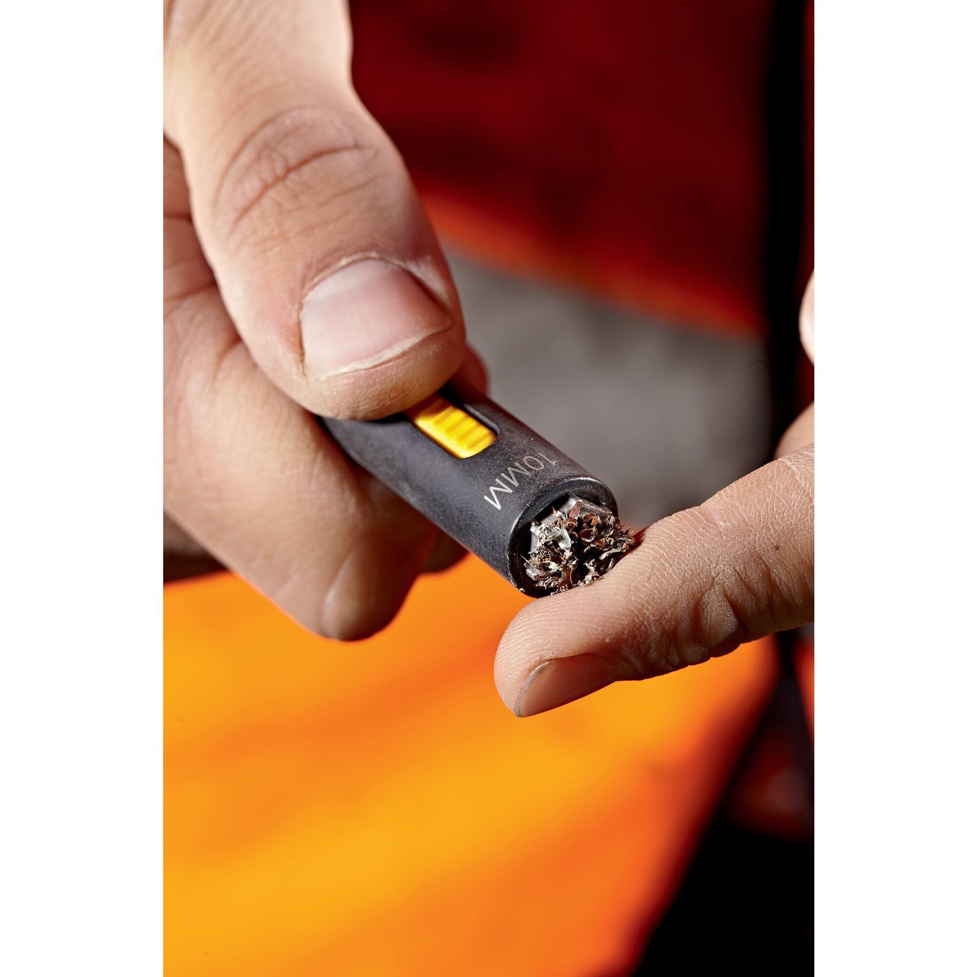 DeWalt DT 7440 Clé à douille hexagonale 10 mm - de longueur 75 mm, support à aimant permanent, fonction de nettoyage facile (Easy-Clean), entraînement - 5