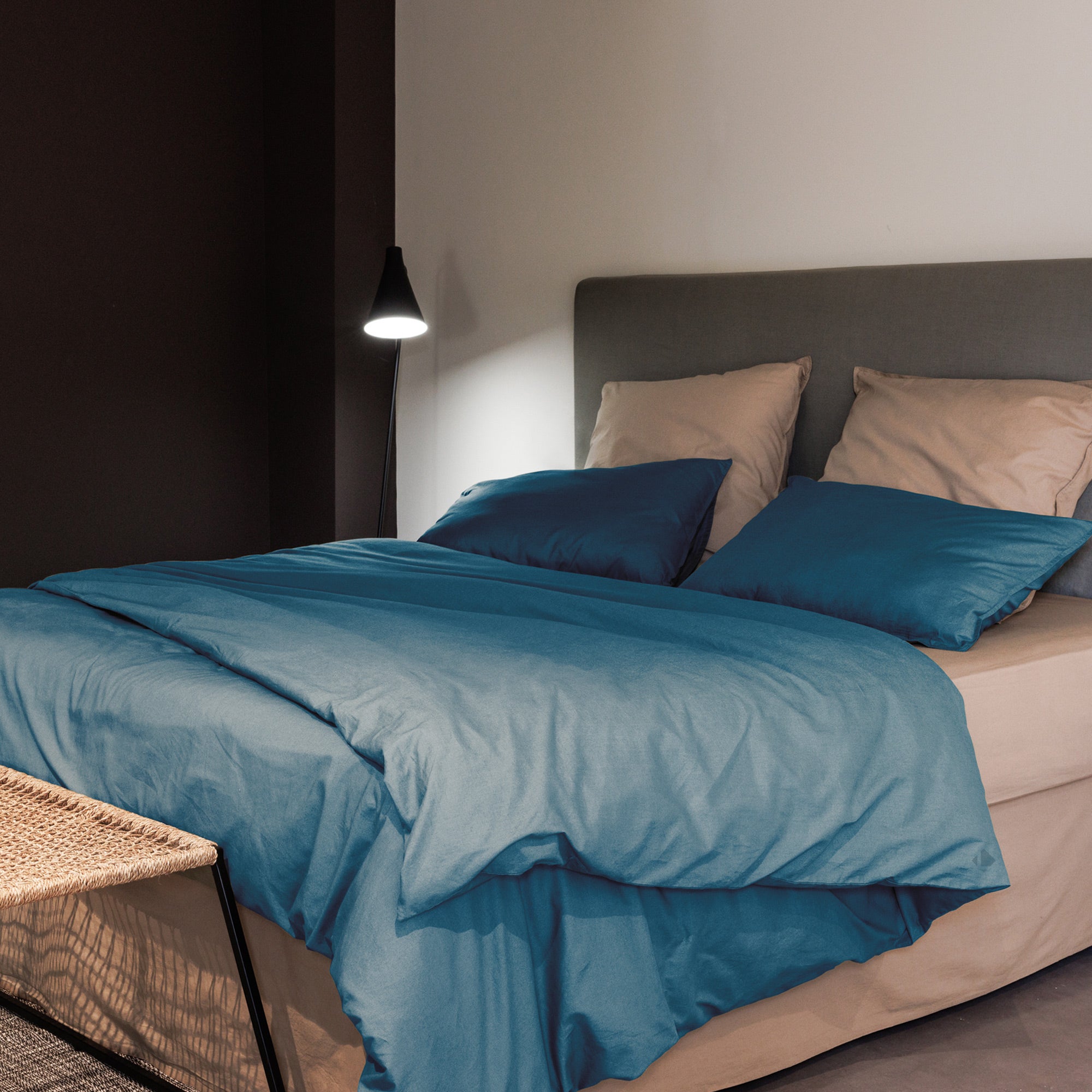 Drap housse PALACE pur coton lavé 160x200 cm bonnet 35 cm uni bleu marine - 5