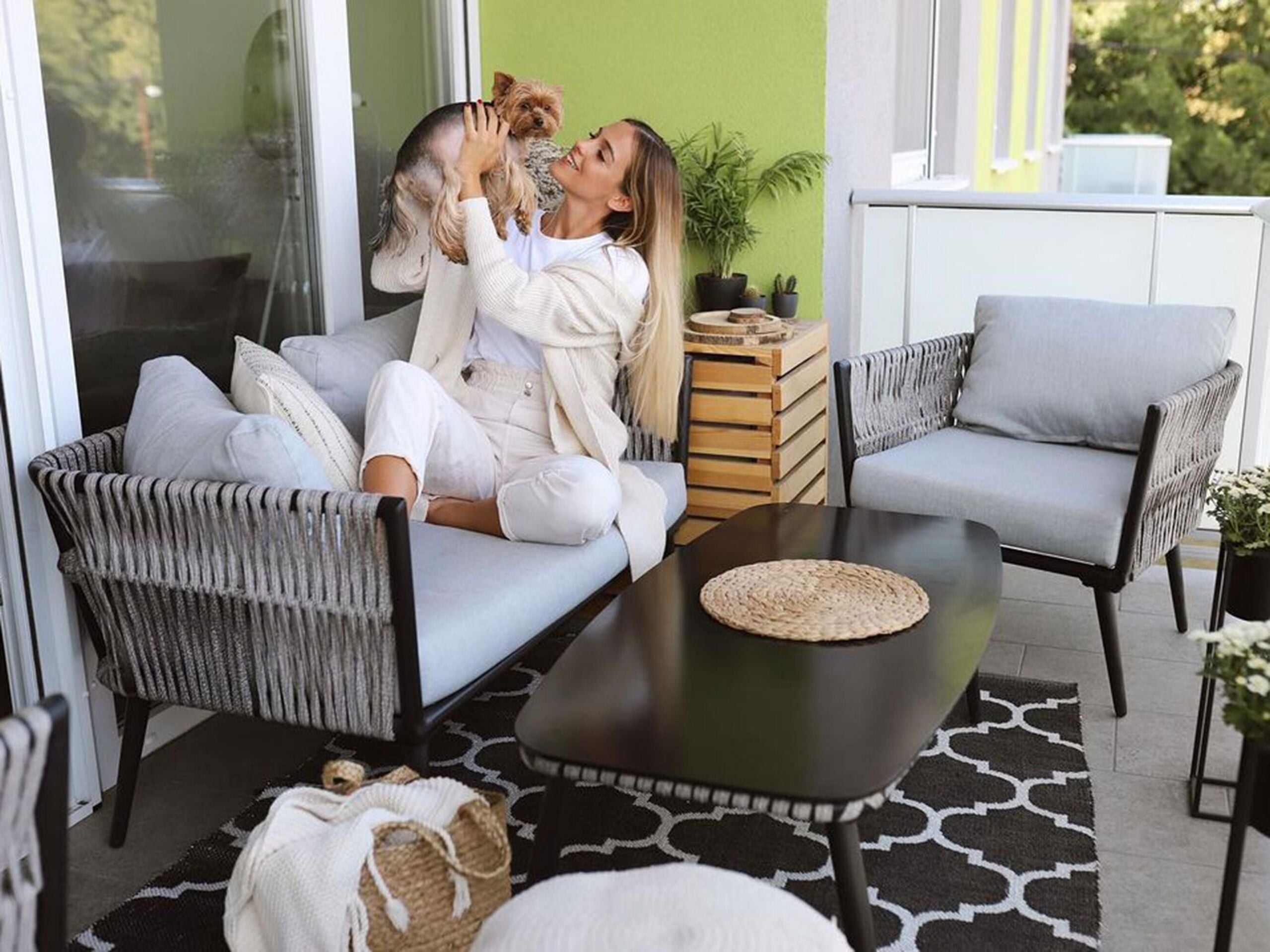 Set lounge pentru grădină cu masă cu 4 locuri PREVEZA Gri Ratan sintetic