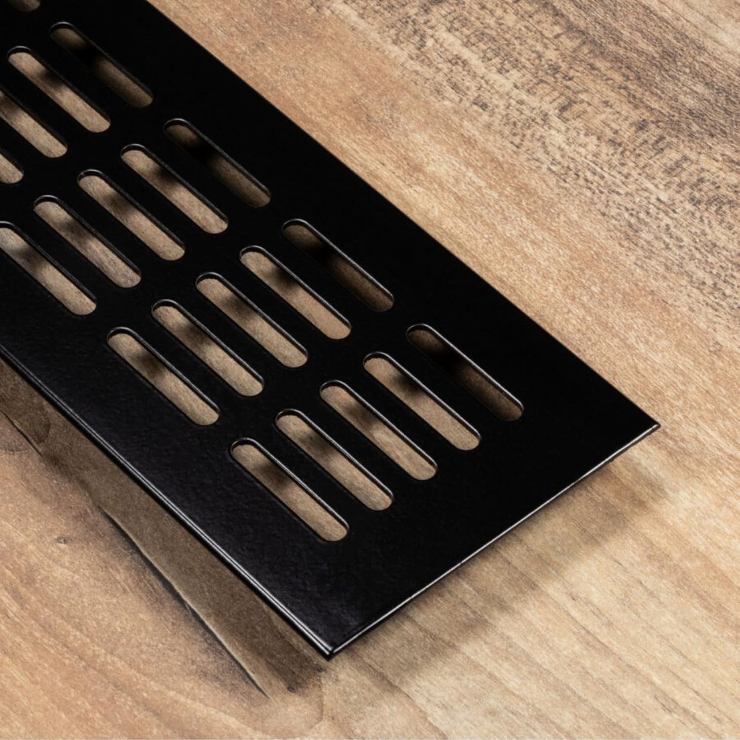 Grilles de ventilation, grille d'aération rectangulaire en alliage d' aluminium respirante pour placard, armoire à chaussures (comprend 4 vis) (couleur : 100 × 600 mm