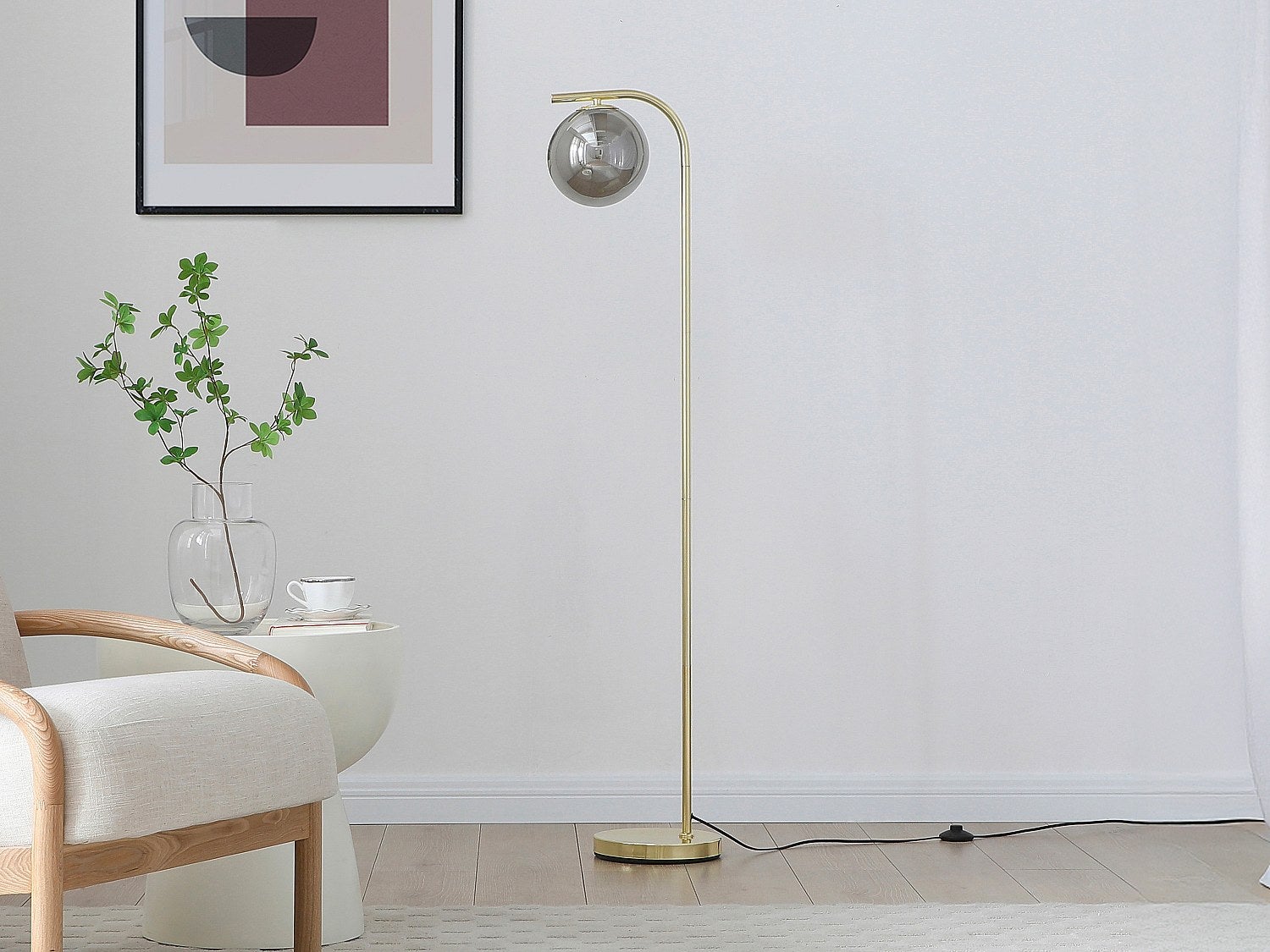 Lampa stojąca z szczotkowanego mosiądzu i przyciemnianego szkła - śr.28 x wys.150 cm - Złoty - SOFIA