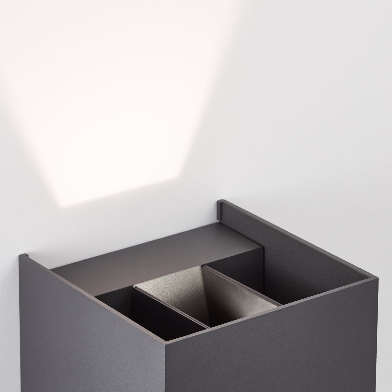 Lampa BRILLIANT, zawieszenie Arica 20x20cm czarny / kolor drewna, 1x A60, E27, 60W, kabel można skrócić / regulowana wysokość - 6