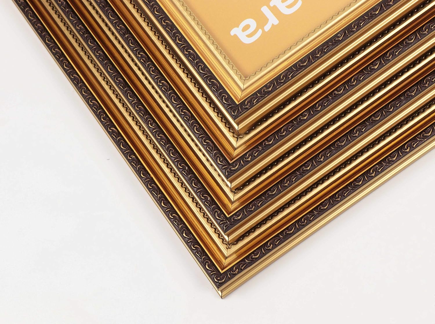 Nacnic Pack 4 Cadres en Bois MDF Doré et Verre Acrylique Protection et Présentation de Photographies, Tirages, Affiches, Chambre ou Bureau 13x18 cm - 2