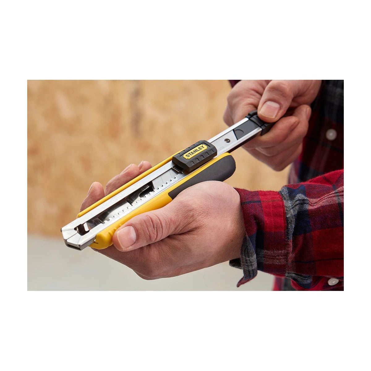 Cutter a cartouche FATMAX STANLEY 0-10-481 18 mm - 4