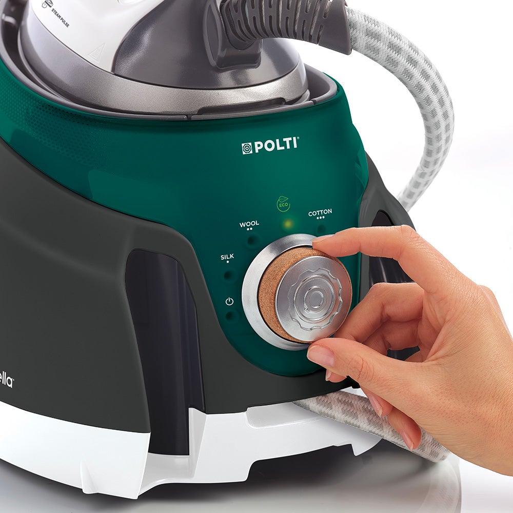 POLTI VAPORELLA LA XT120C Centrale Vapeur 2350W - Repassage Tout Tissu - Chaudière 8,5 bar/Pompe 15 bar - Résevoir 1,5L - 2