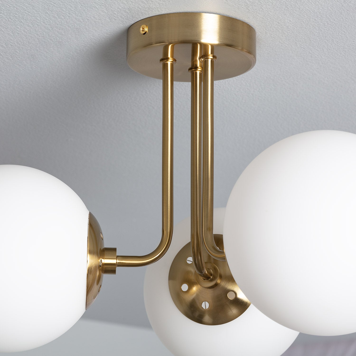 Plafonnier Moonlight Brass | Métal et Verre | 3 Spots pour Ampoules E27 | Installation Intérieure IP20 | Design Élégant pour Salon - 2