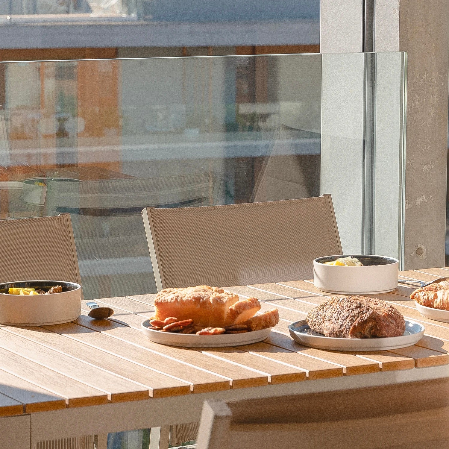 Mesa de comedor balcon 130x70 aluminio y polywood beige - Osaka - 7