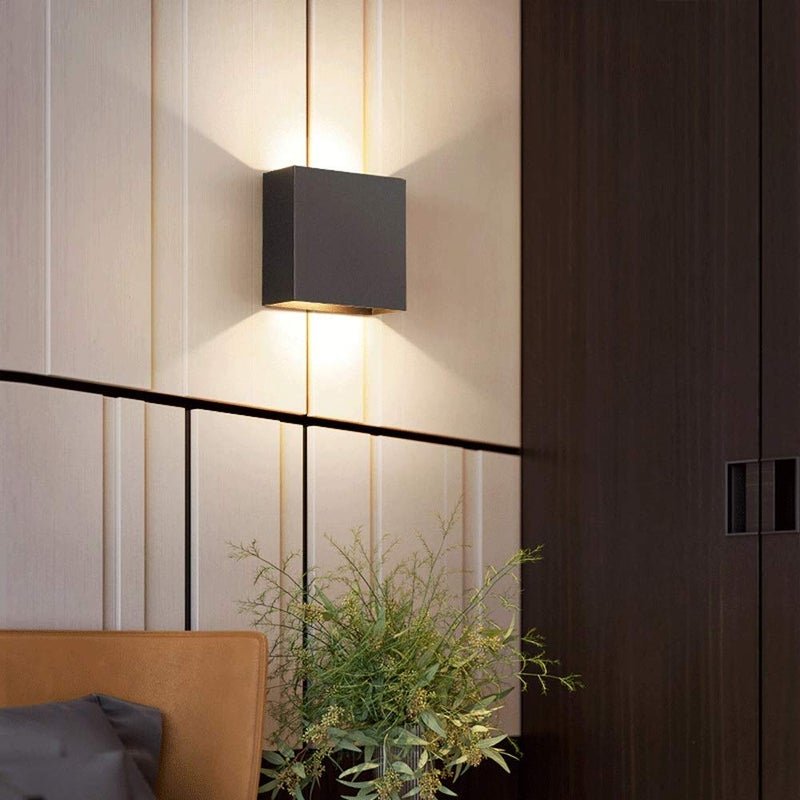 Lampa ścienna LED 7W, nowoczesna lampa ścienna wewnętrzna, ciepłe białe światło 3000K, czarna kwadratowa lampa ścienna do sypialni, salonu, ogrodu