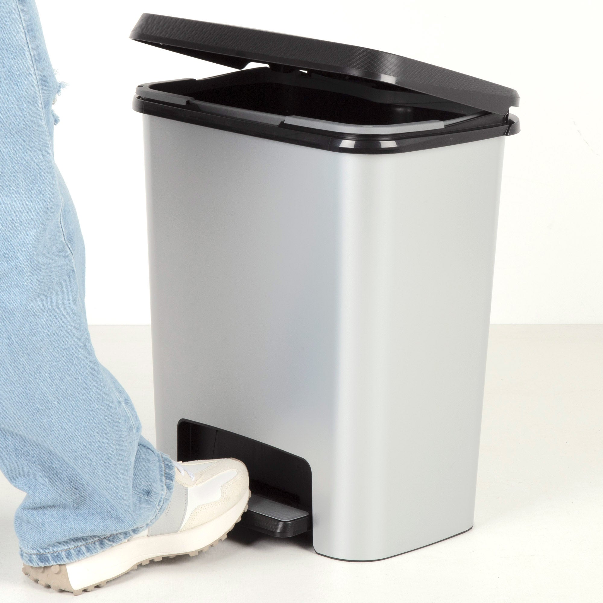 Curver Cubo de basura Compatta 25L metalizado - 3